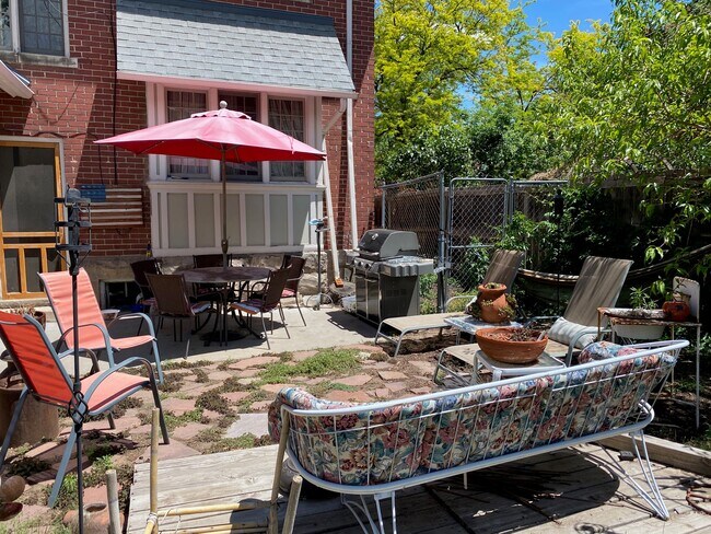 ¡Patio interior! - 1263 Milwaukee St
