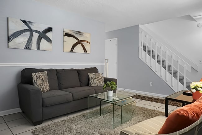 Building Photo - 2483 Realm St