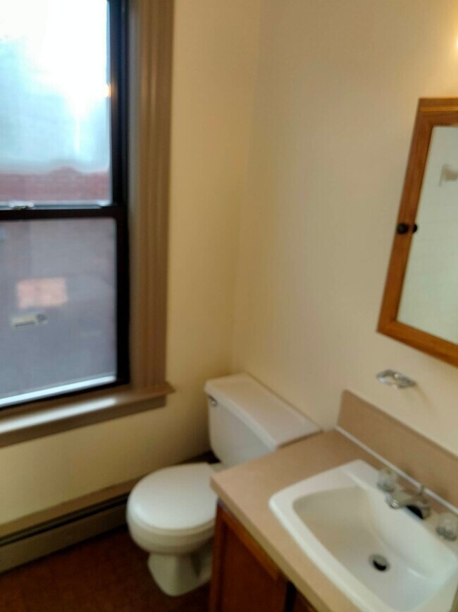 Building Photo - 54-56 Congress St