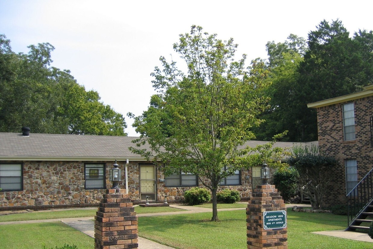 Foto principal - 8010 4th Ave