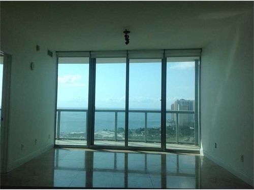 Foto del edificio - 888 Biscayne Blvd