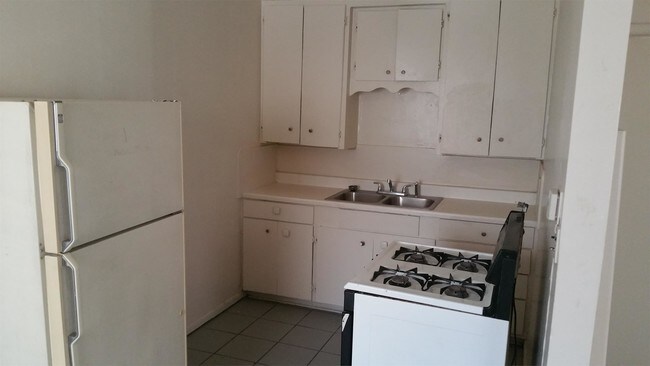 Foto del edificio - 1049 N Gary Pl