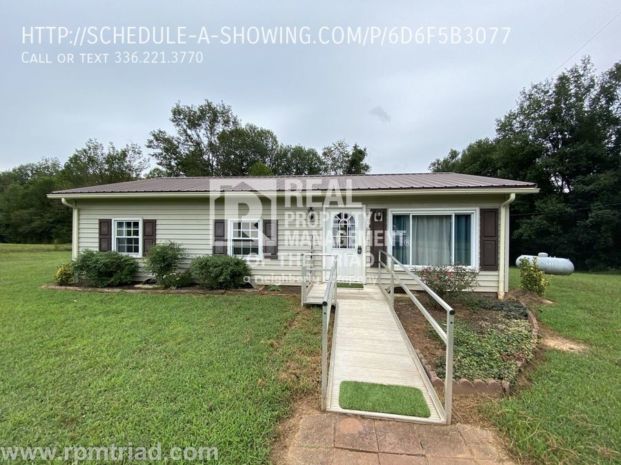 2BR/1BA in Hamptonville on about 2 acres House for Rent in