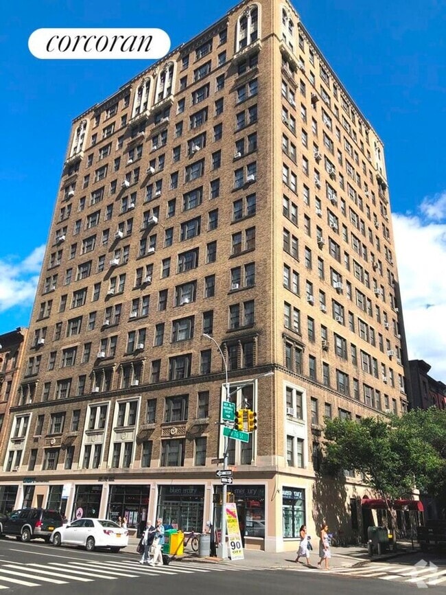 Building Photo - 175 W 76th St