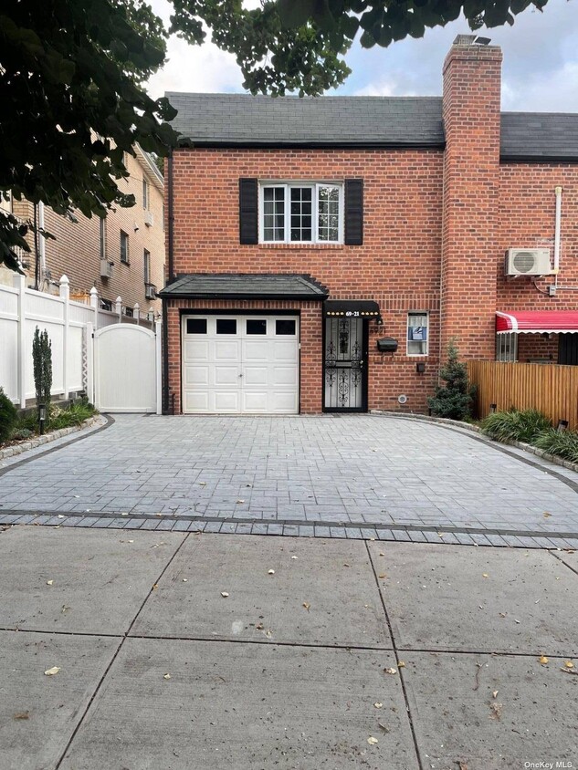 Primary Photo - 69-21 53rd Ave