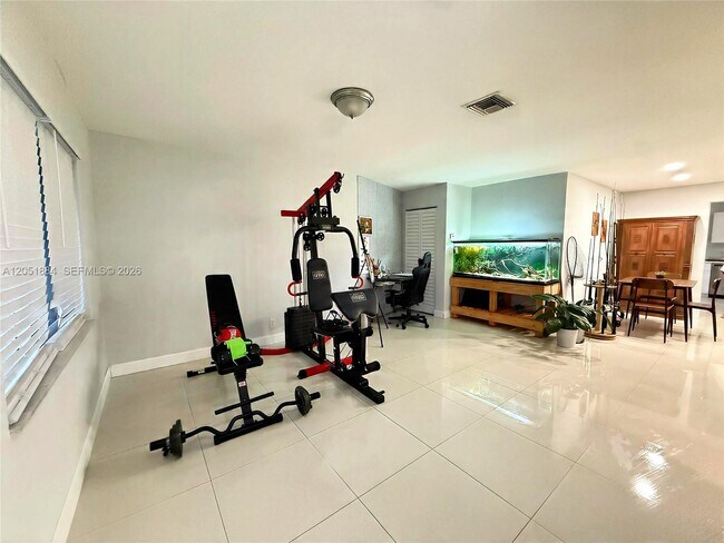 Foto del edificio - 6362 Southgate Blvd