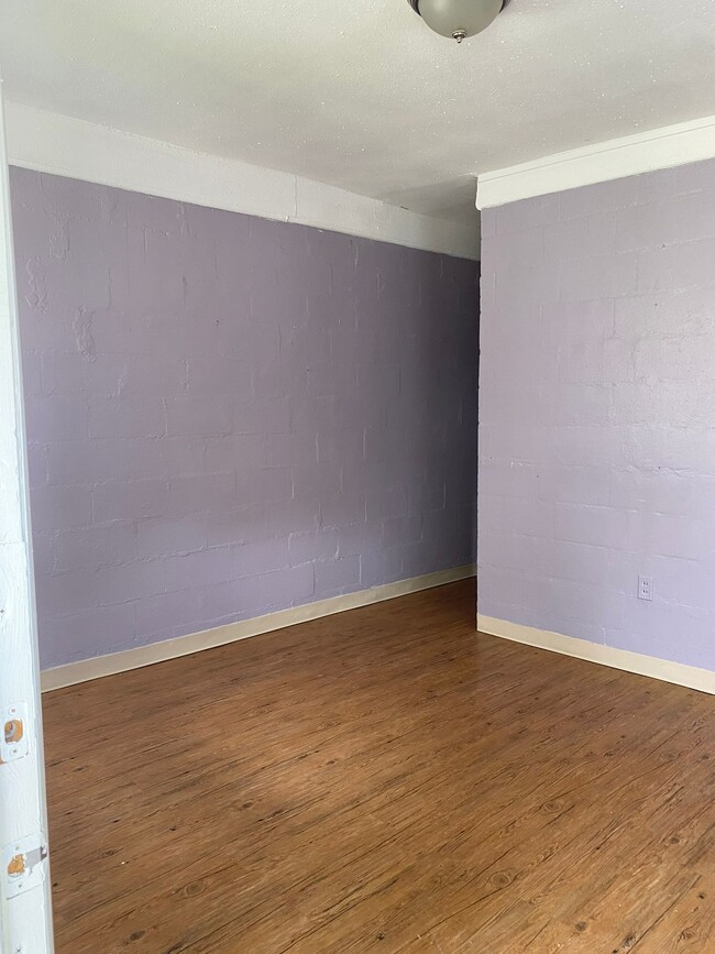Building Photo - 1518 Windle St