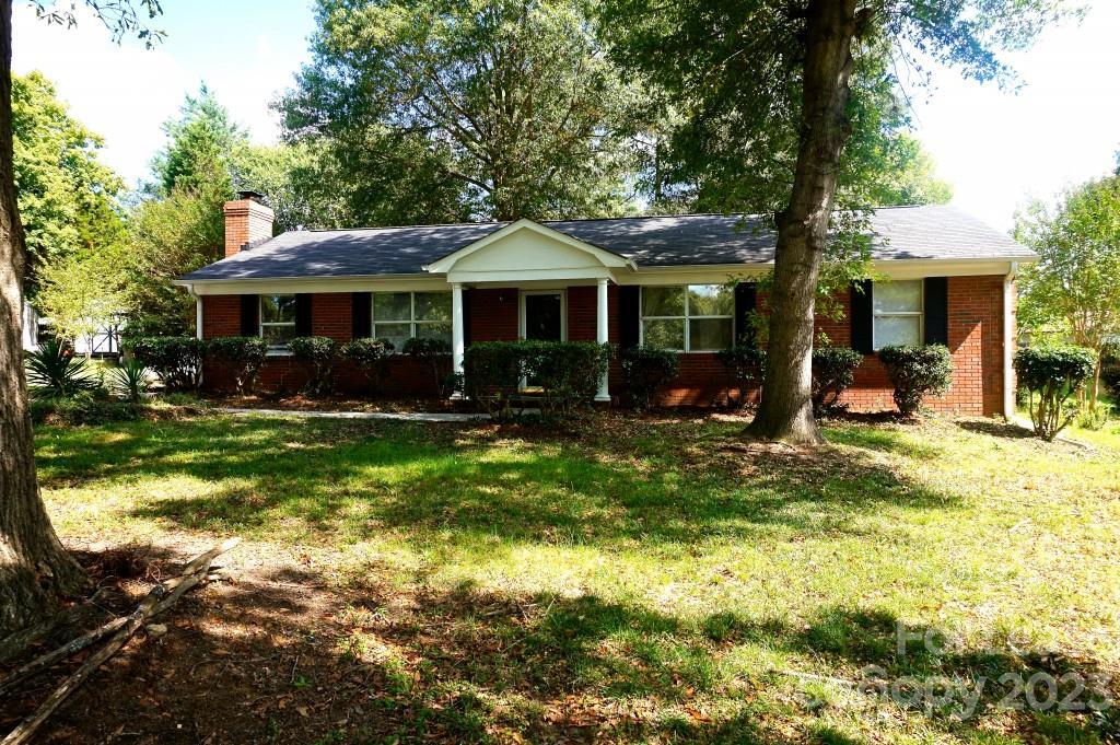 Foto principal - 8205 Meadowind Cir