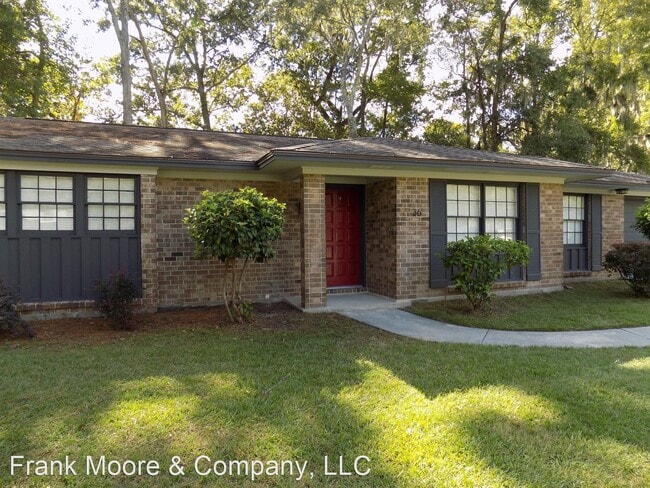 3 br, 2 bath House - 36 Barrington Circle photo'