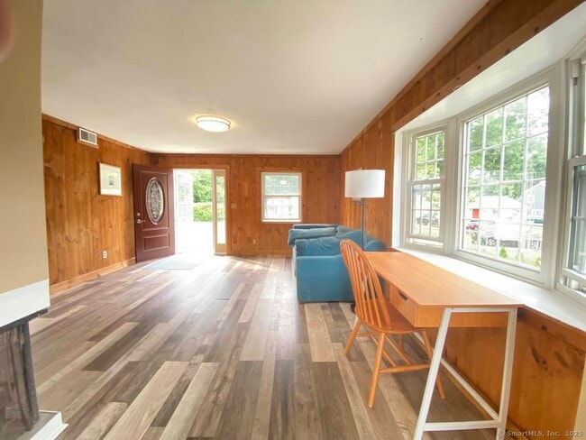 Foto del edificio - 28 Grove Pl