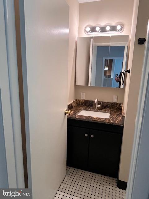 Foto del edificio - 65 Meadow Glen Ln