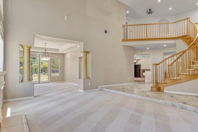 Foto del edificio - 11925 Wood Ranch Rd