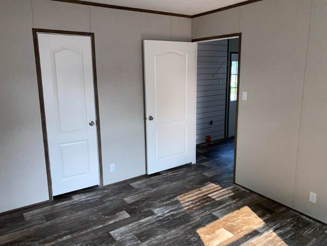 Building Photo - 2934 S 300 W