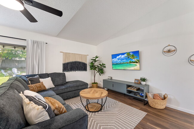 Foto del edificio - 2241 10th St