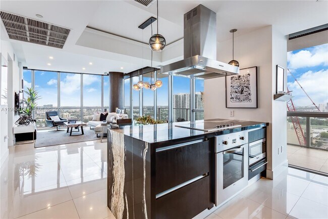 Foto del edificio - 1100 Biscayne Blvd