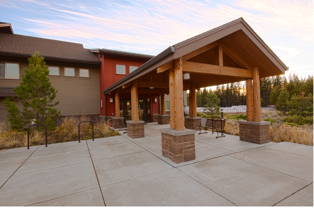 Primary Photo - Little Deschutes Lodge I & II