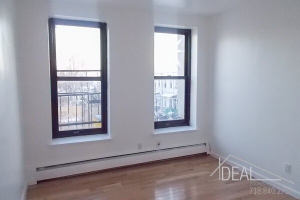 Building Photo - Fantastic 1 BR Duplex in Sunset Park!