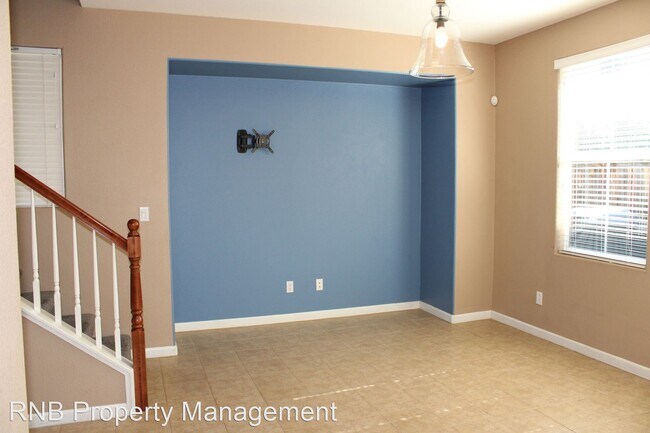 Building Photo - 2 br, 2.5 bath House - 8821 Cortina Circle