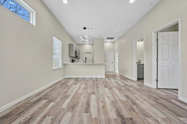 Foto del edificio - 2810 Newhoff St