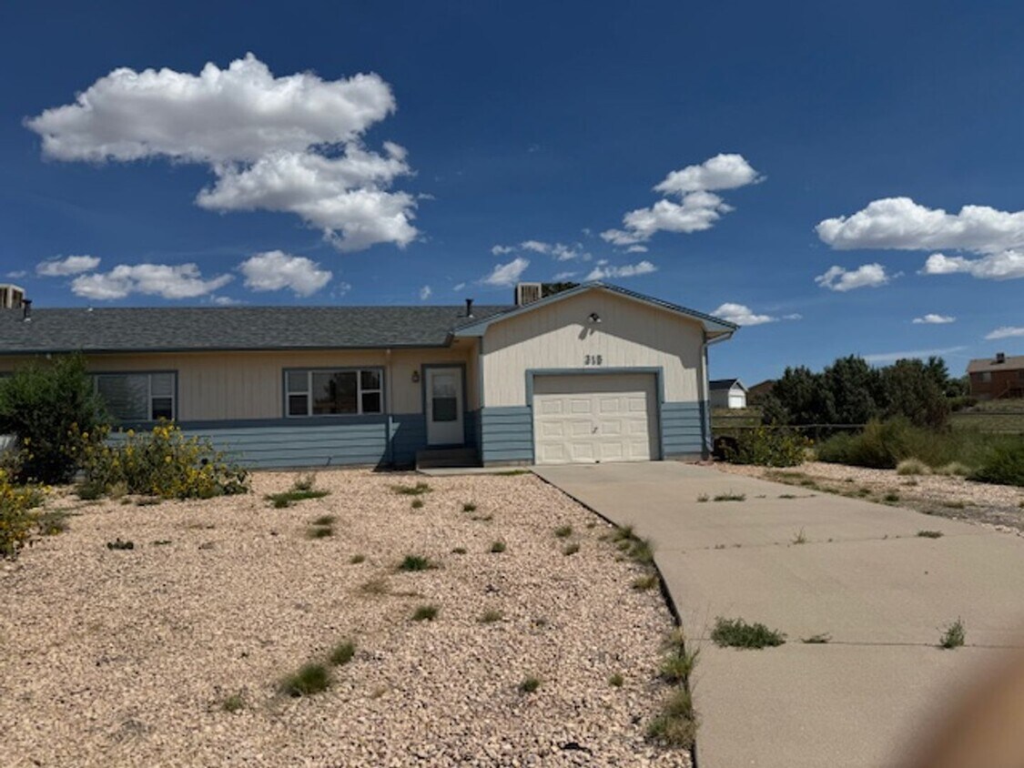 Foto principal - 1122 Barnes 315-317 Magpie Ln.