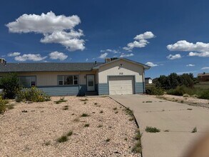Building Photo - 315 W Magpie Ln