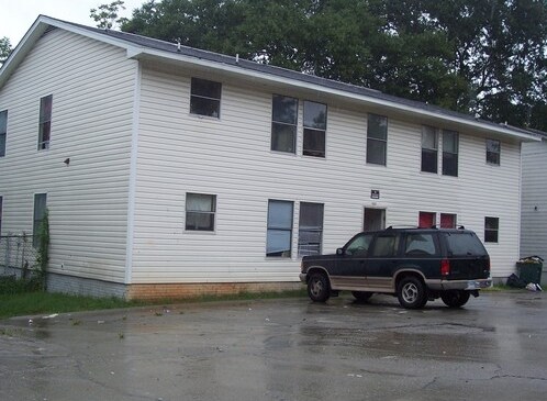 Foto principal - 5423 N Main St