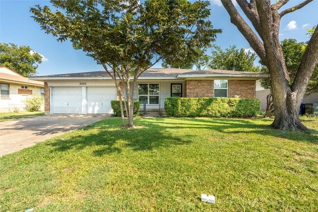 Photo - 2522 Patricia Ln House