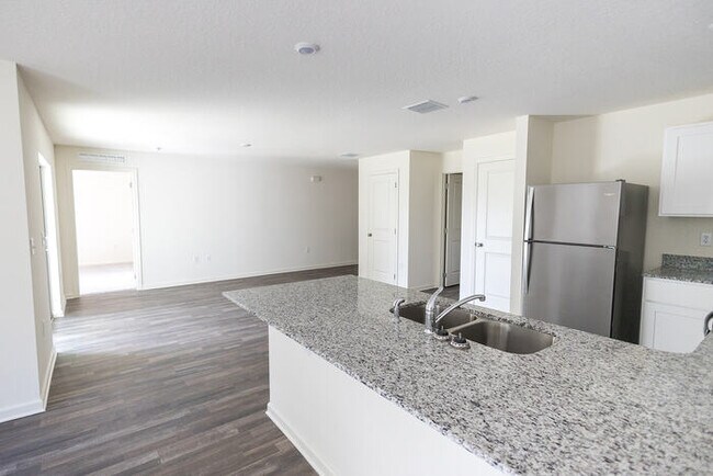 Building Photo - Haines City, FL - House - $1,745.00 Availa...
