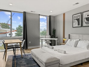 Building Photo - 626 N Delaware Ave