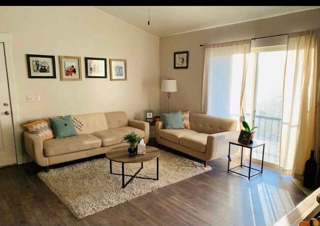 Foto del edificio - 1045 S 1700 W