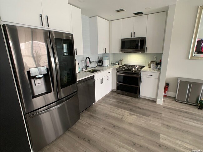 Foto del edificio - 144 B 74th St