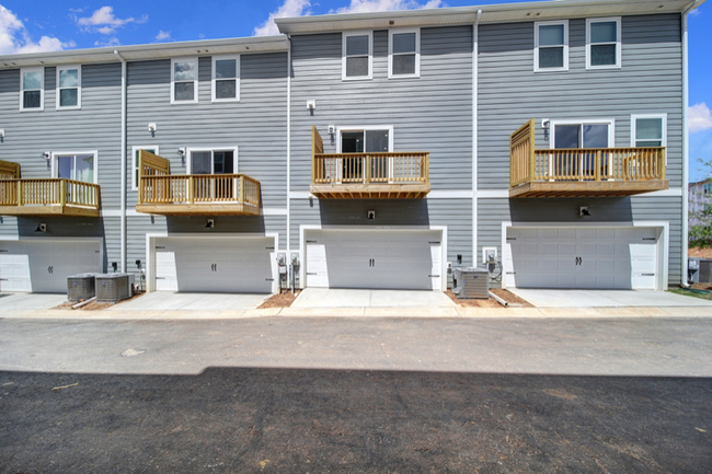 Building Photo - 7148 Bryce Ave