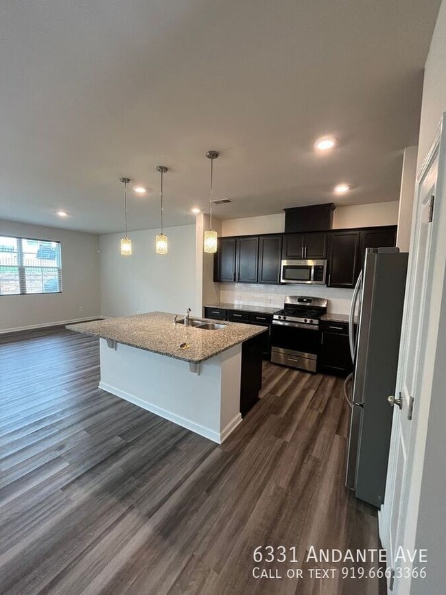 Building Photo - 6331 Andante Ave