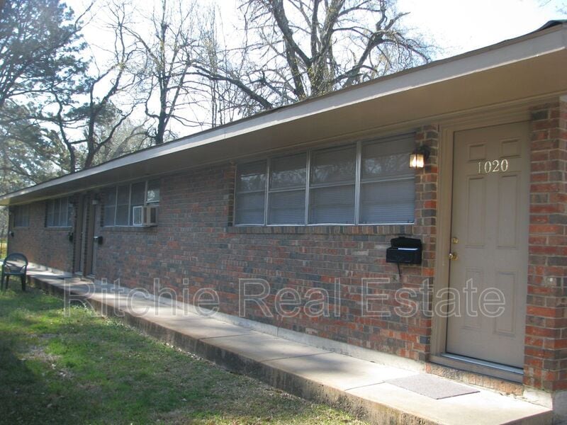 1032 Erion St, Pineville, LA 71360 House Rental in Pineville, LA