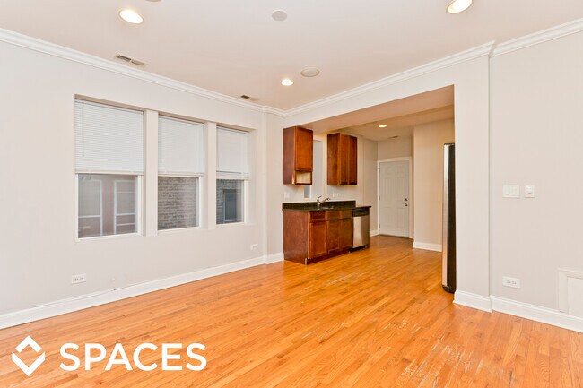 Foto del edificio - 6508 N Claremont Ave