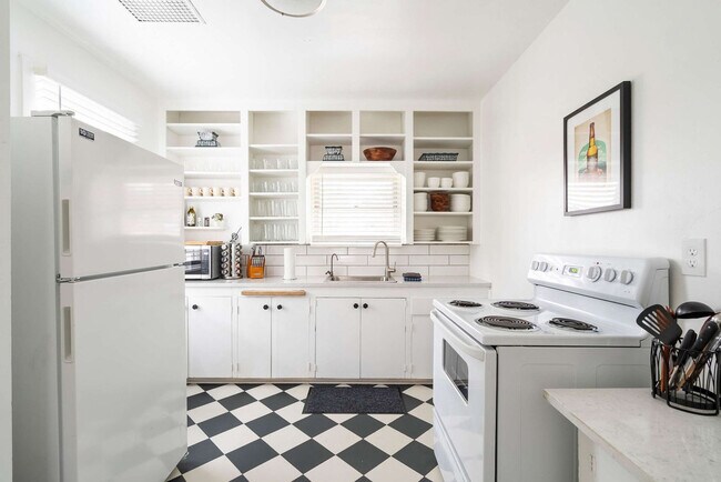 Foto del edificio - 825 SE 49th Ave