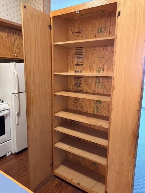 Despensa de la cocina - 413 Front St