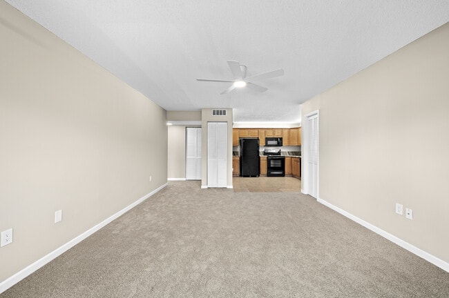 Building Photo - 5725 Baywater Dr