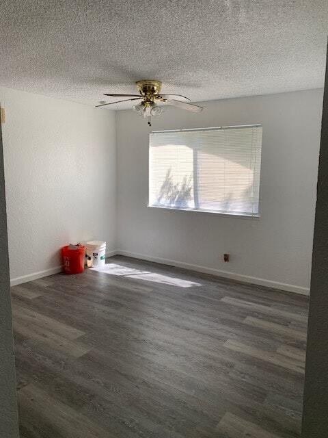 Foto del edificio - 7407 Kelley Drive
