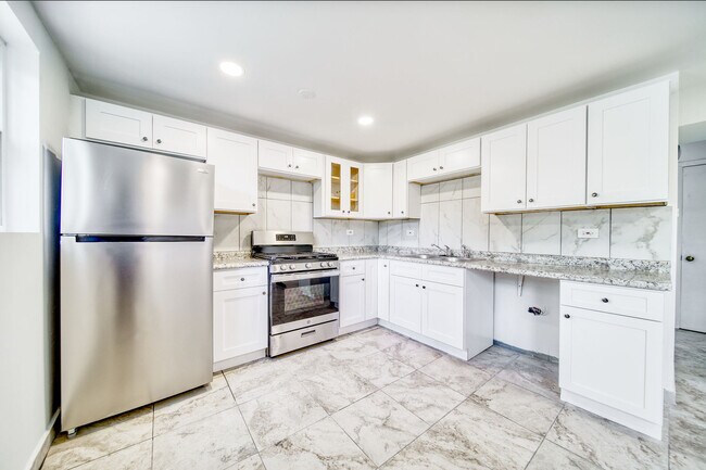 Foto del edificio - 1035 E 161st St