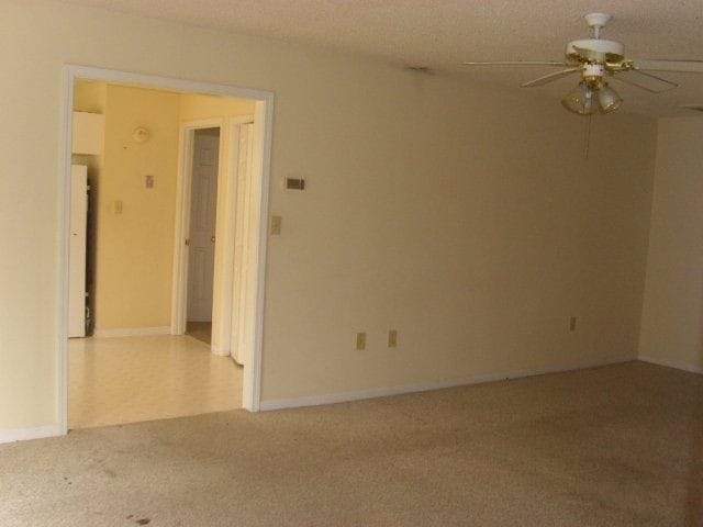 Building Photo - 2 BR / 2BA Duplex in Greer