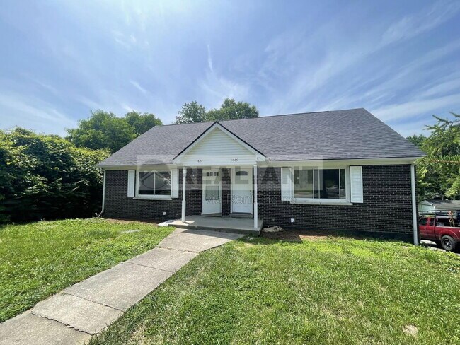 Building Photo - 1684 Hill View Pl