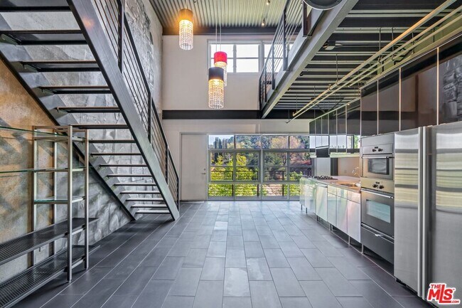 Foto del edificio - 1010 Sycamore Ave