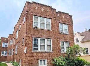 Building Photo - 4750 N Lotus Ave