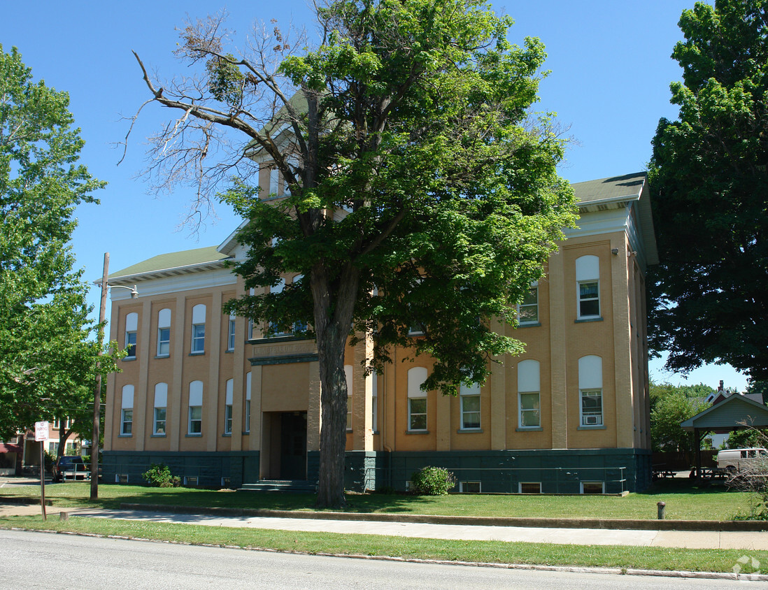 Building Photo - Longfellow School Apartments