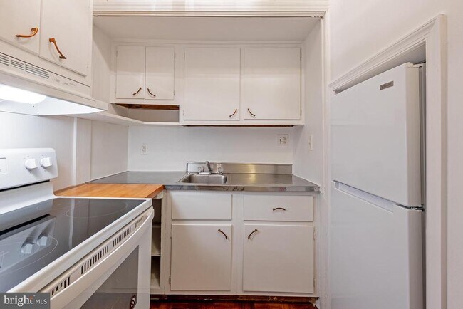 Foto del edificio - 2908 Q St NW