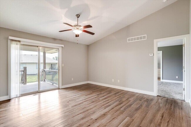 Foto del edificio - 12809 E Zimmerly St