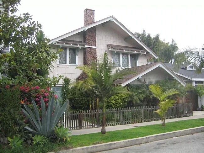 Foto del edificio - 1423 Cabrillo Ave