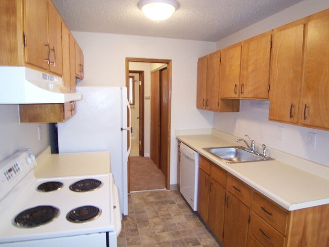 Building Photo - Apartment in Redmond