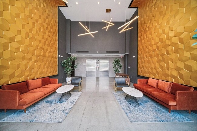 Building Photo - Destination NoHo